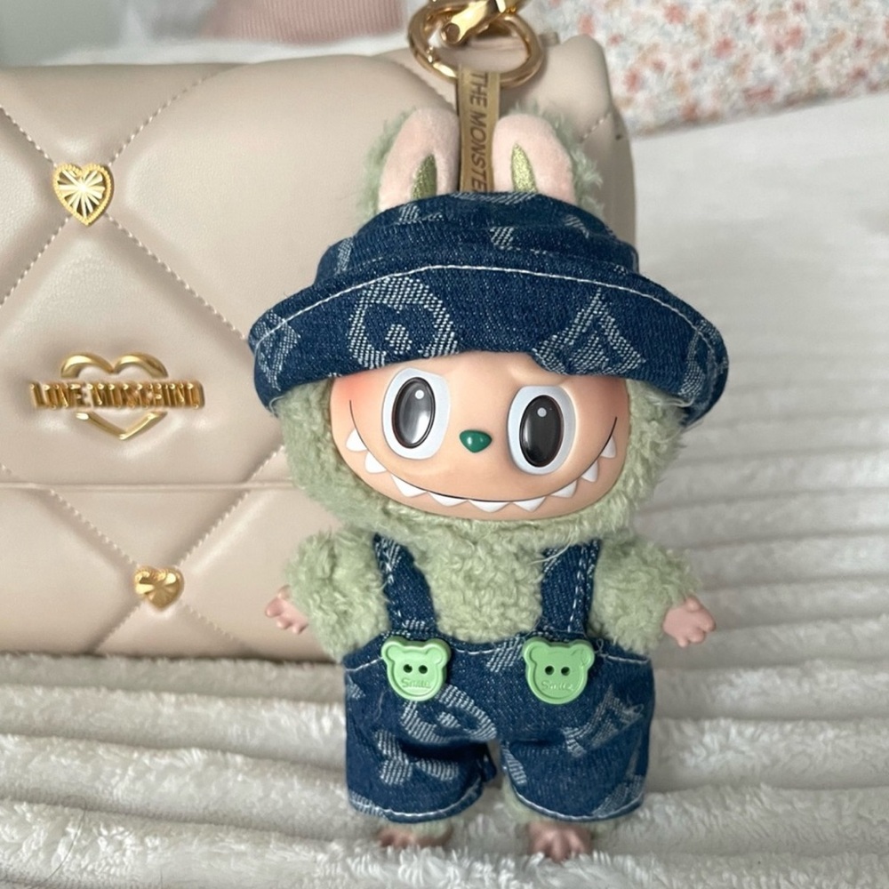 Labubu Clothing Bundle🫧🧸🎀 - Picture 5 of 6